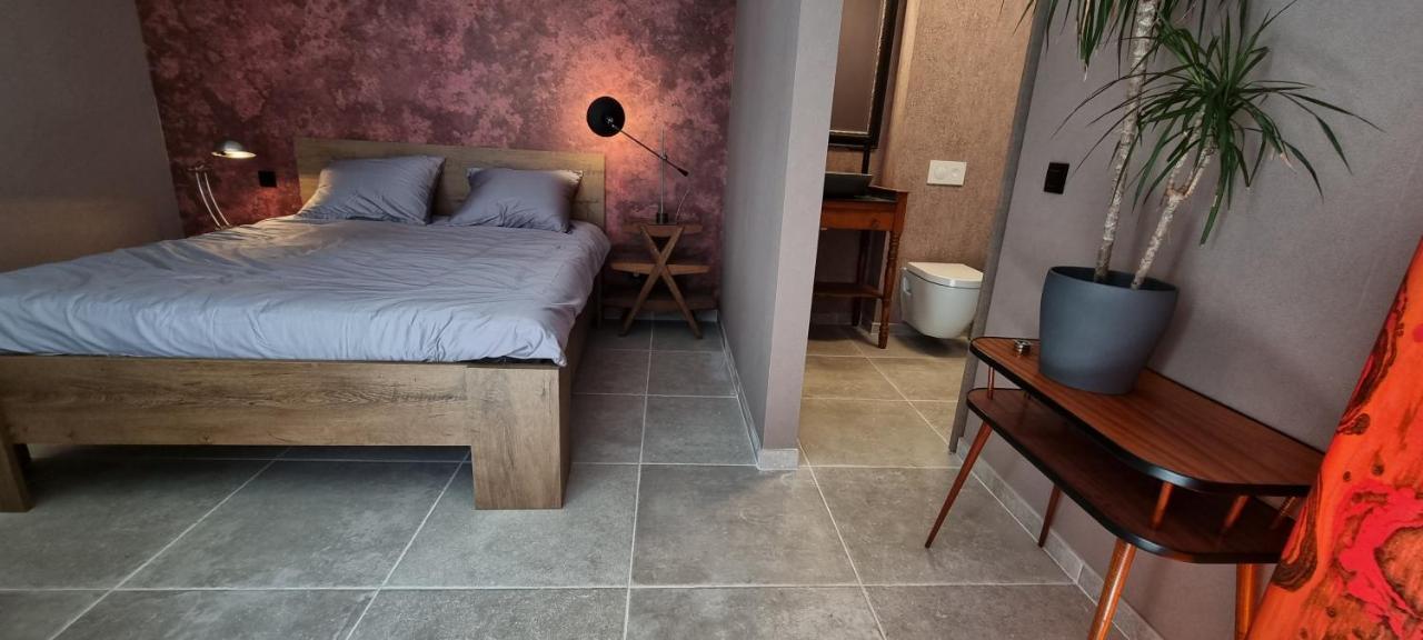 Logies La Chevre Folle - Lodging & Cooking In Style With Shared Kitchen Ostend Luaran gambar